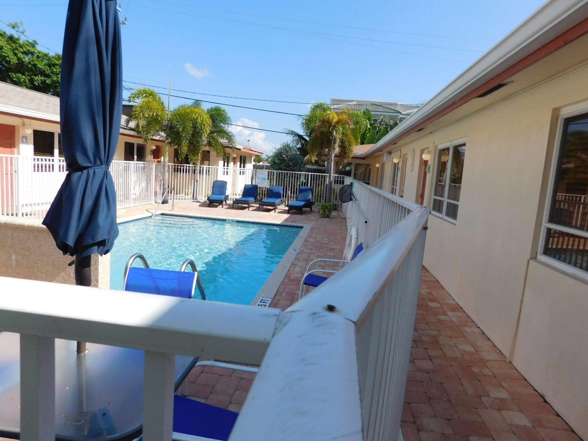 Lauderdale Villas By The Sea Exterior photo